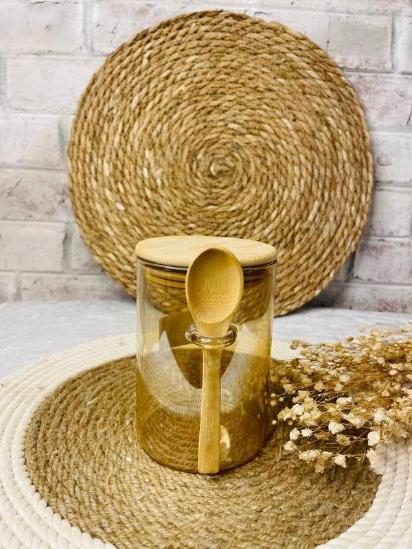 برطمان زجاج  مدور فاميه بمعلقه خشب  8*12 (750 مللي)*90