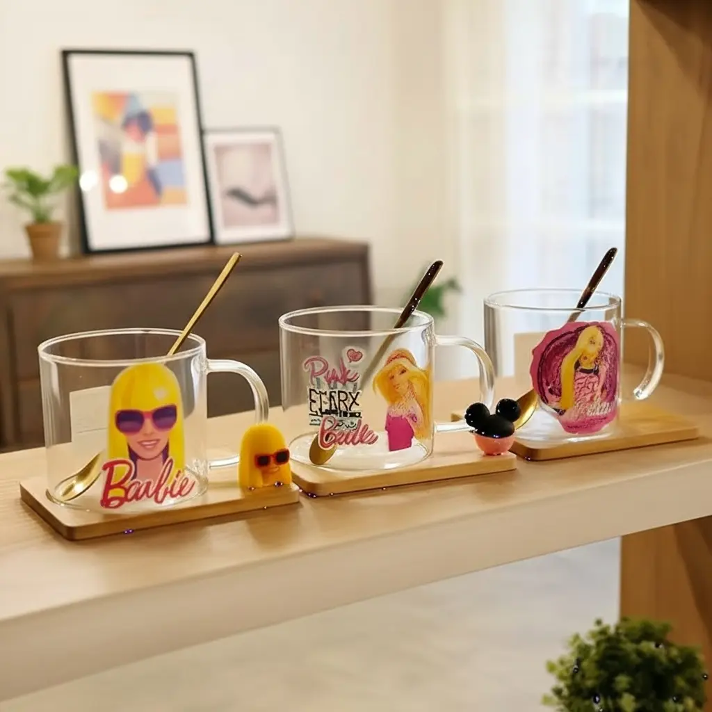 كوب زجاج بكوستر و معلقه باربي*72