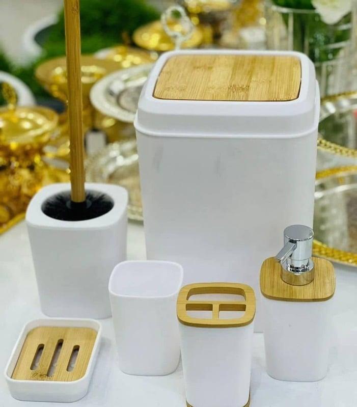 طقم حمام بلاستك [ عبوه 12]