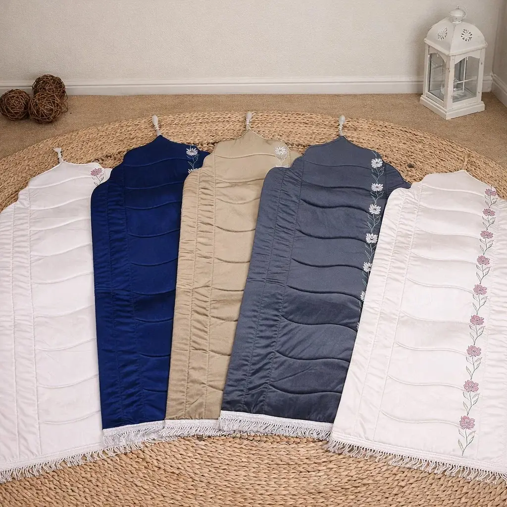 مصليه تطريز ورد و تاج