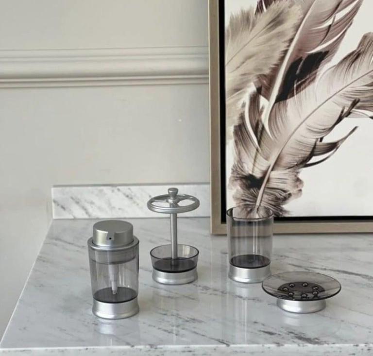 طقم حمام 4 ق اكليرك فضي*24