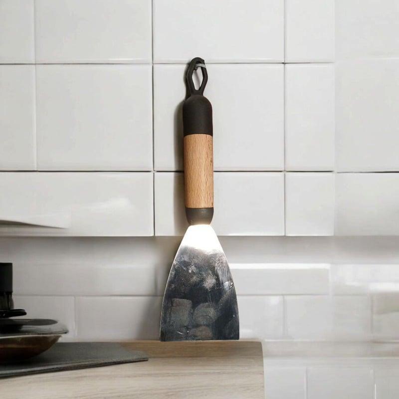 قطاعة حلويات يد خشب سيليكون * 240