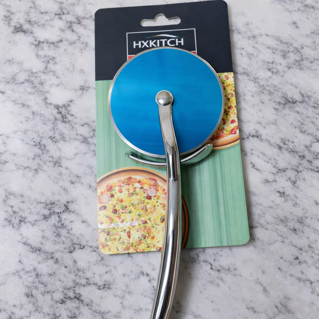 قطاعة بيتزا  معدن بفتيك يد الوان قلب * 144