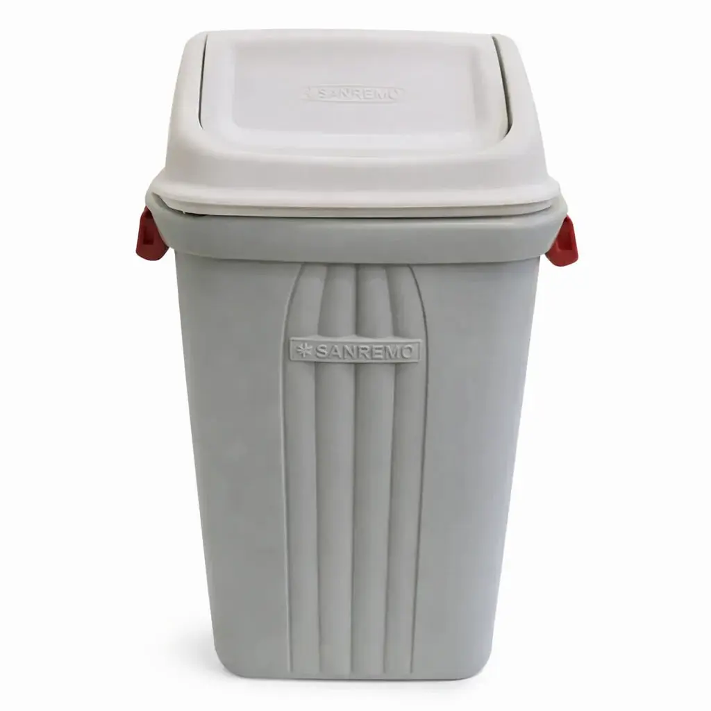 زباله بلاستيك كبيره