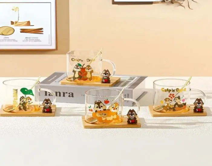 كوب زجاج بالقاعده خشب توم [ عبوة 80 ]