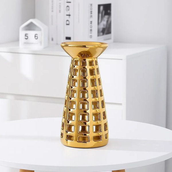 شمعدان مدور ذهبي شبك ص [ عبوة 24 ]