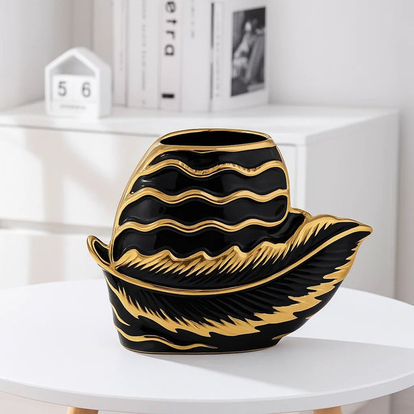 فازة ريشة ذهبى فى اسود ك [ عبوة 24 ]