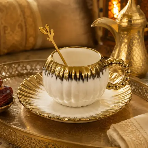 [TT-56] مج بورسلين كوستر ذهبي ابيض * 60